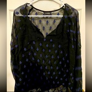 🖤 Lucky Brand🖤 sheer long sleeve top